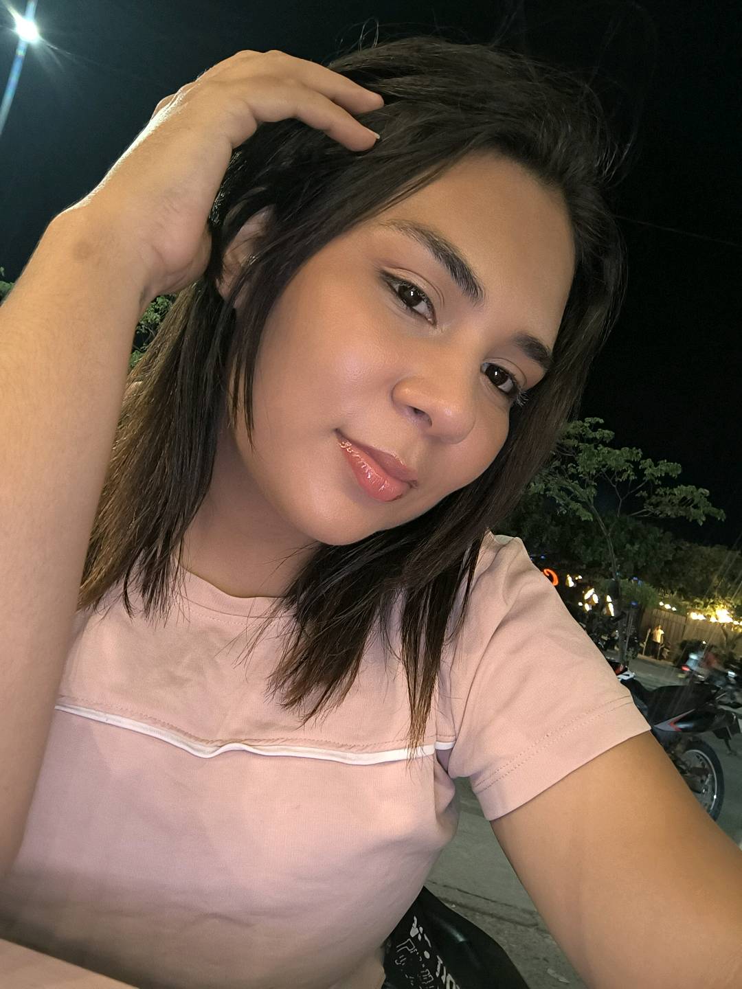 Live on Skibbel — Nina